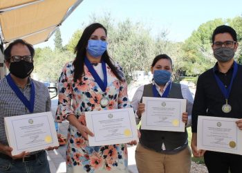 Del IIT, reconocen a docentes por su desempeño académico