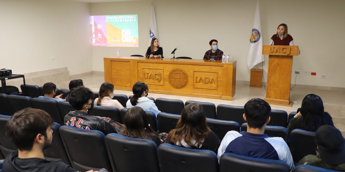 Con jornada académica celebran Día del Urbanista