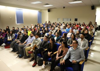 Realizan el XI Encuentro de Especialidades Odontológicas y la IX Reunión de Egresados de los posgrados de Estomatología