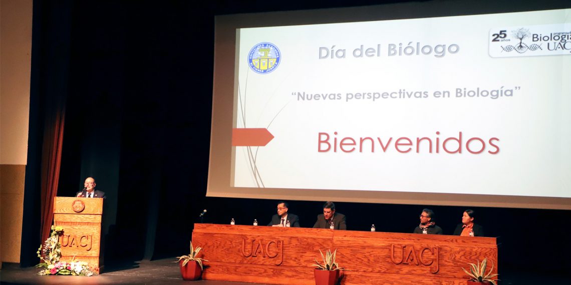 Celebran Día del Biólogo con actividades académicas