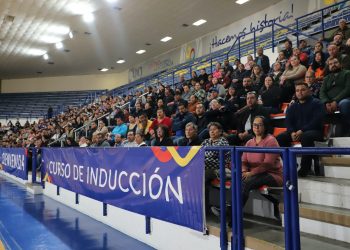 Conocen la próxima casa de estudios de sus hijos