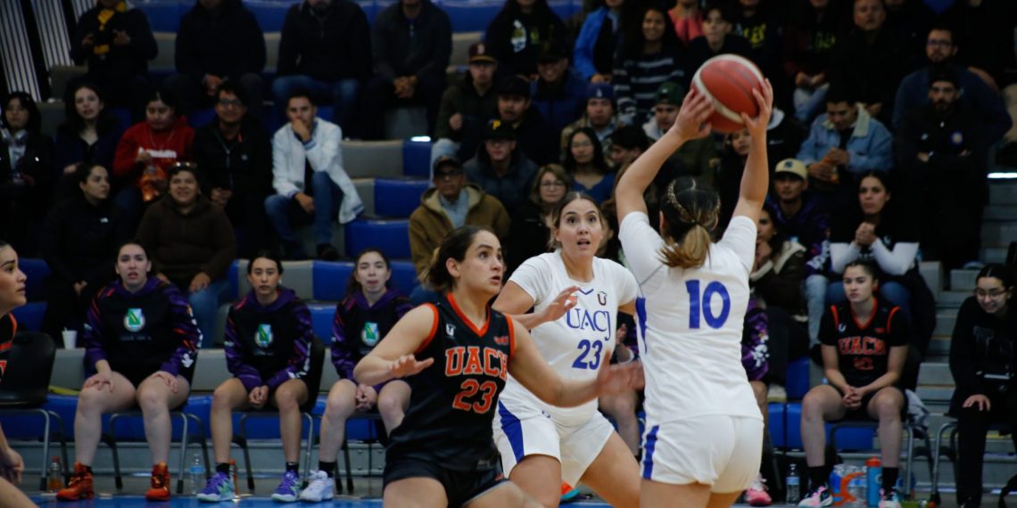 Indias de la UACJ vencen a las Adelitas UACH
