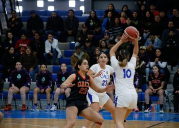 Indias de la UACJ vencen a las Adelitas de la UACH