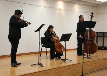 Brindan concierto de cuerdas con estilo Barroco