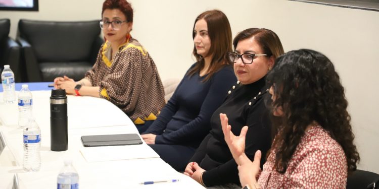 Imparten Conversatorio De Mujeres En La Ciencia ComunicaciÓn