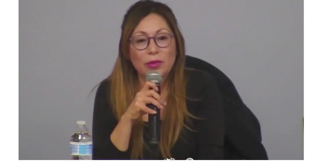 Analizan la violencia política contra las mujeres en razón de género