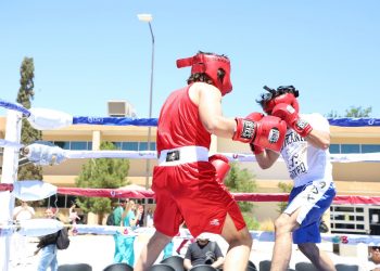 Tarde de emociones y puños en alto: exhibición de boxeo en el ICB