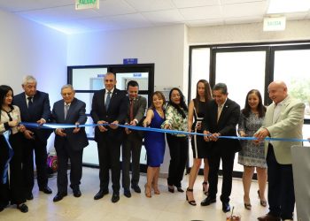 La UACJ inaugura centro de aprendizaje y lenguaje