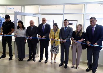 Ciudad Universitaria estrena librería y tienda con sello UACJ