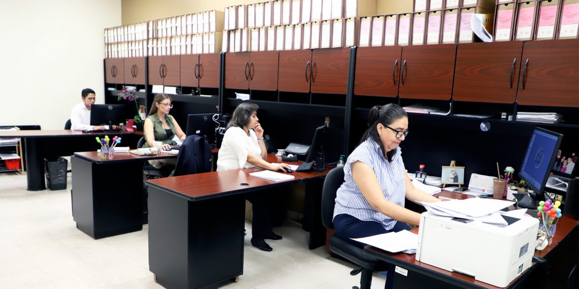 UACJ inicia sus actividades administrativas