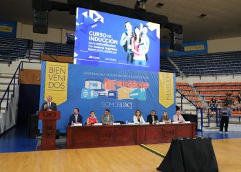Un nuevo comienzo: La UACJ recibe a padres e hijos con entusiasmo
