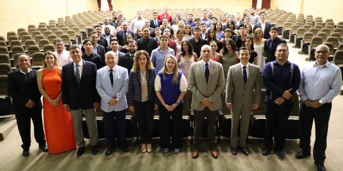 Reconoce la UACJ a sus alumnos medallistas de la Universiada Nacional 2024 | GALERÍA