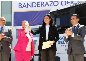 Entregan nuevas unidades de Indio Bus a alumnos de Ciudad Universitaria