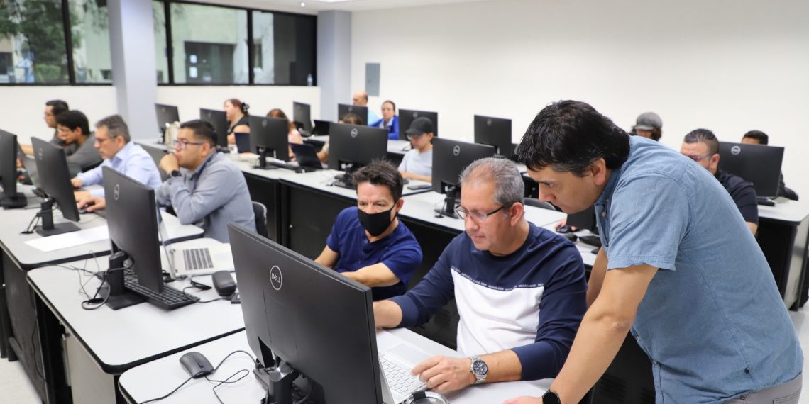 UACJ y Synopsys se unen para capacitar a profesores y alumnos en circuitos integrados