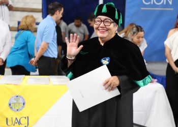 Entrega la UACJ a la sociedad a 602 nuevos profesionistas | GALERÍA