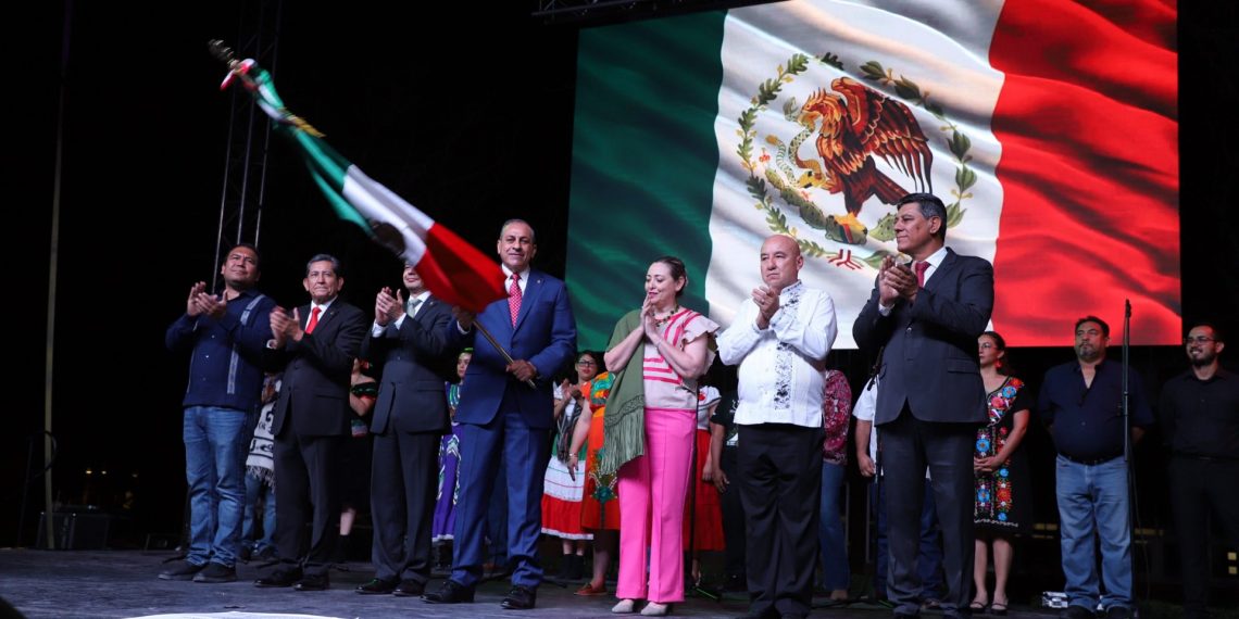 Celebramos 214 años de independencia | Galería