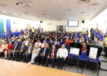 Son Enfermería y Administración de Empresas licenciaturas de calidad