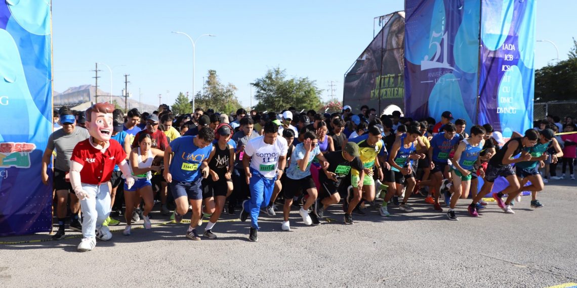 Galería | Con carrera pedestre festejan el 51 aniversario de la UACJ