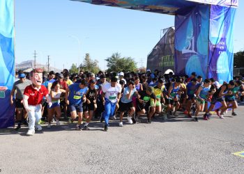 Galería | Con carrera pedestre festejan el 51 aniversario de la UACJ