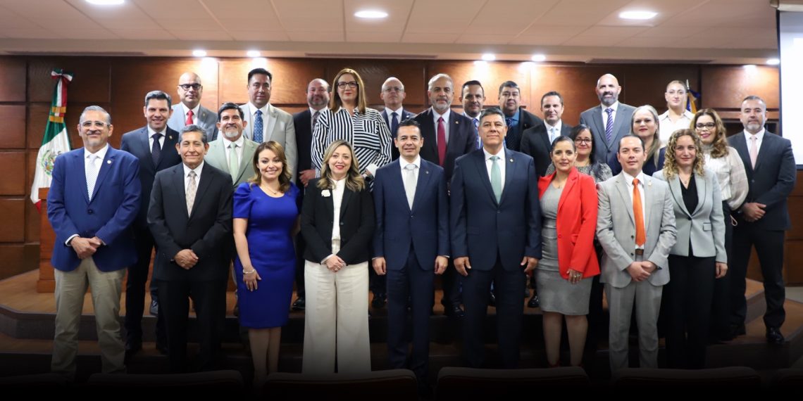 Gestión 2024-2030 de la UACJ presenta a su equipo de trabajo