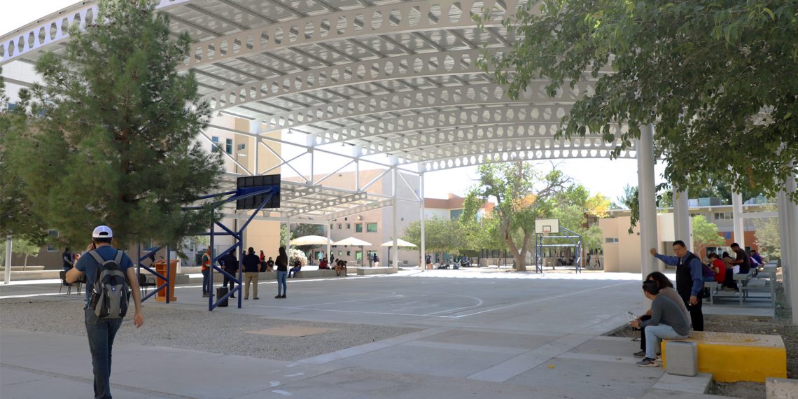 Galería | ICB estrena renovada cancha multideportiva