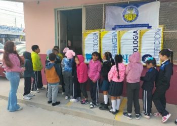 La UACJ impulsa la salud infantil con ferias y brigadas en escuelas primarias