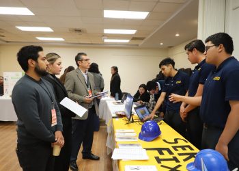 GALERÍA | Impulsan el Espacio Emprendedor en la UACJ