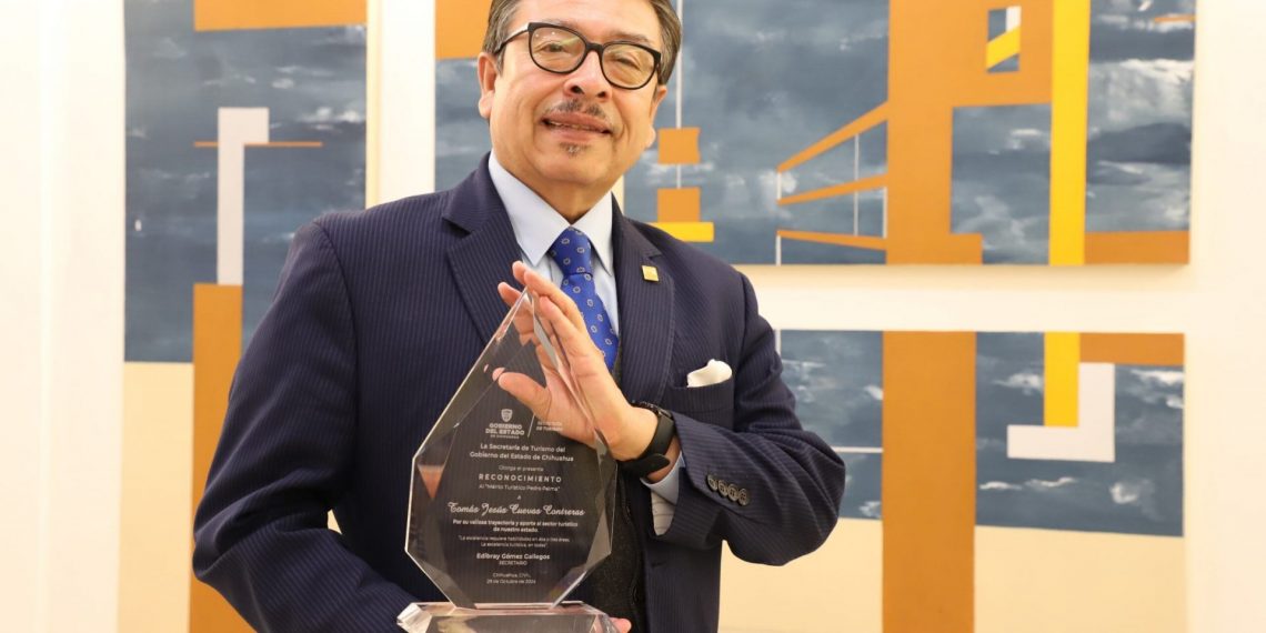 Profesor investigador de la UACJ recibe el premio Mérito Turístico “Pedro Palma Gutiérrez”