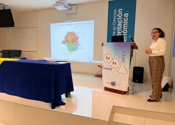 Disfrutan de la primera edición de Café con Ciencia