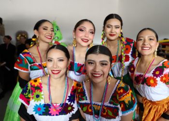 Viven la cultura, el arte y deporte en el Centro Comunitario UACJ