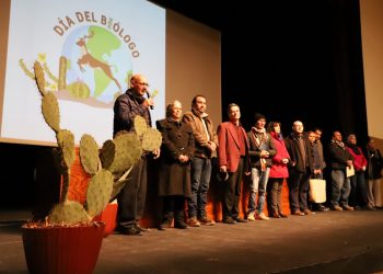 Festejan a biólogos en su día