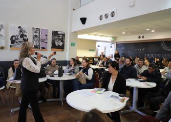 Dan seguimiento a diplomado en Gestión Universitaria