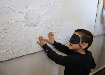 El arte para todos por medio de la Danza Táctil