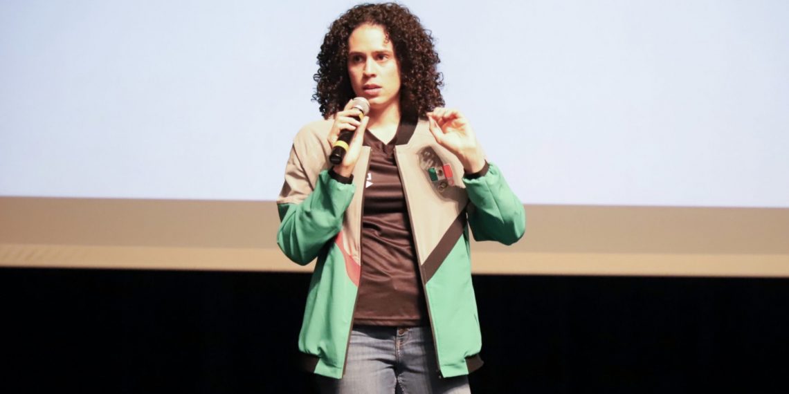 De los sueños a la meta: Byanca Rodríguez inspira a atletas de la UACJ