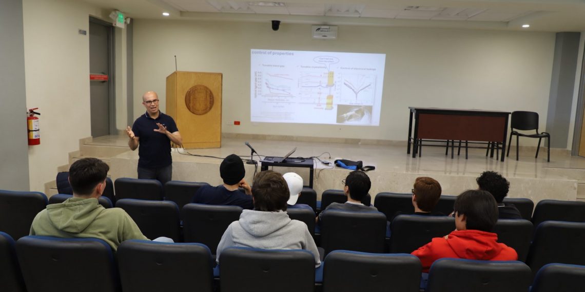 Conversan sobre nanotecnología