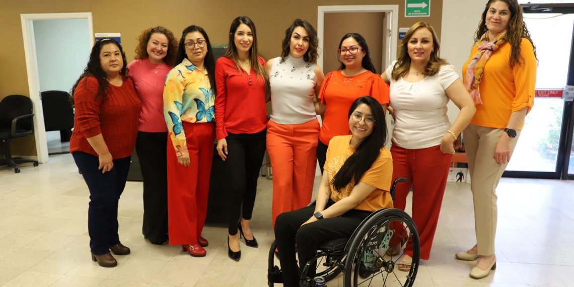 La Rectoría se viste de naranja