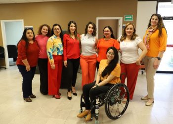 La Rectoría se viste de naranja