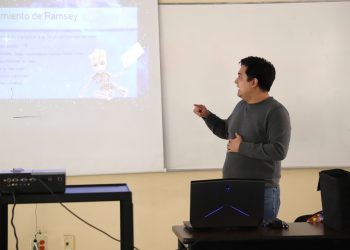 Economía, matemáticas y literatura se unen para una discusión dinámica