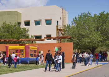 Las niñas y los niños inspiran el futuro en la UACJ