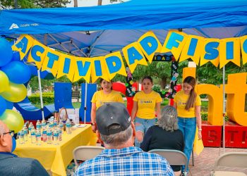 Estudiantes de Enfermería llevan servicios de salud a adultos mayores en Cuauhtémoc
