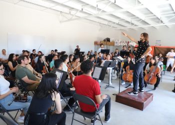 Llevan la magia de la música clásica al Centro Comunitario UACJ