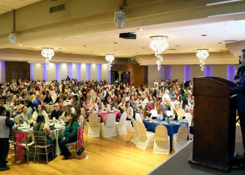 UACJ celebra a las madres universitarias