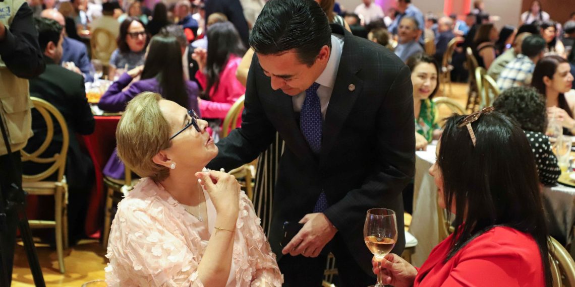 Celebran a docentes del ICSA por el Día del Maestro