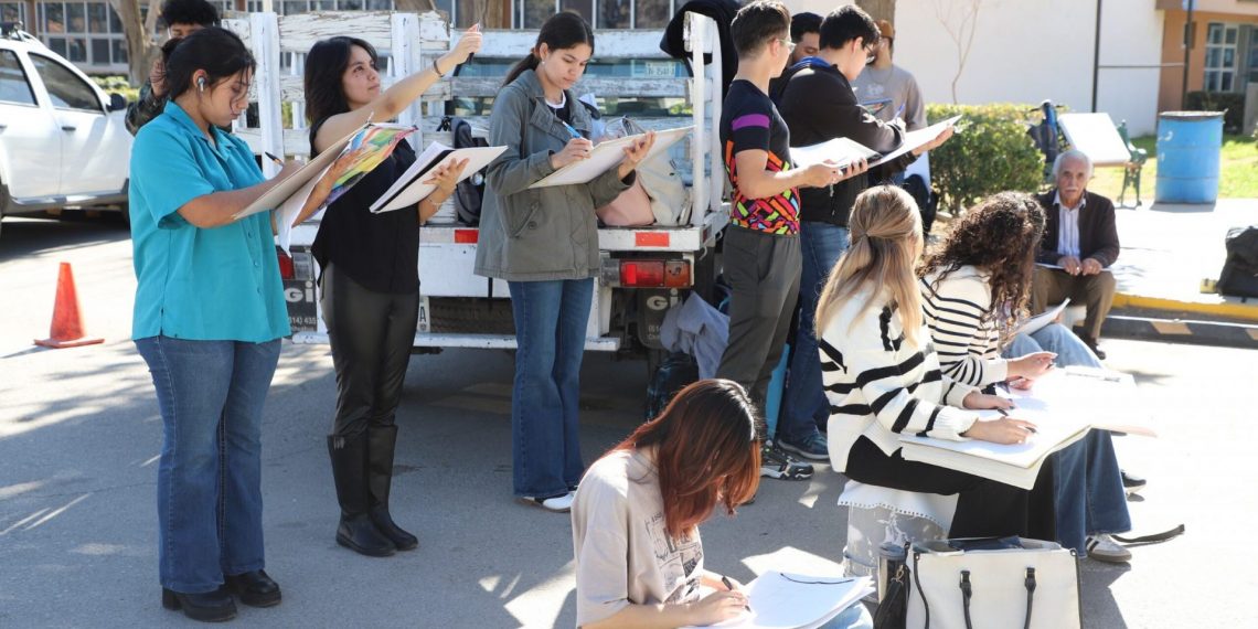 ¡Atención aceptados a la UACJ! Pueden estudiar este semestre con beca completa