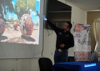 Comparten la magia de Casas Grandes, por medio de charla