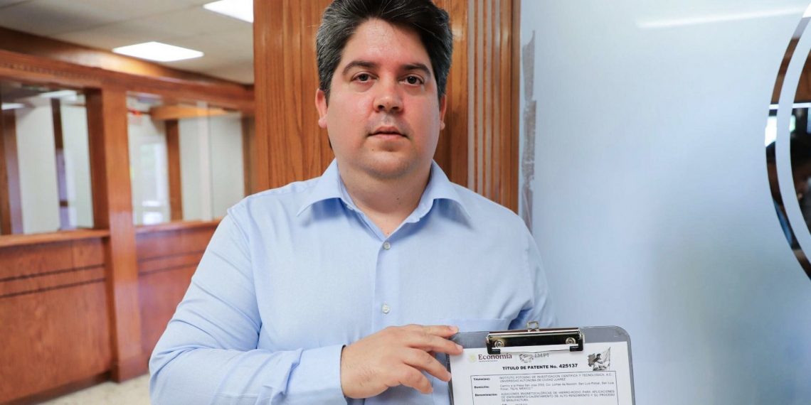 Aleaciones que enfrían el futuro: la nueva patente del Dr. César Fidel Sánchez, profesor investigador del IIT