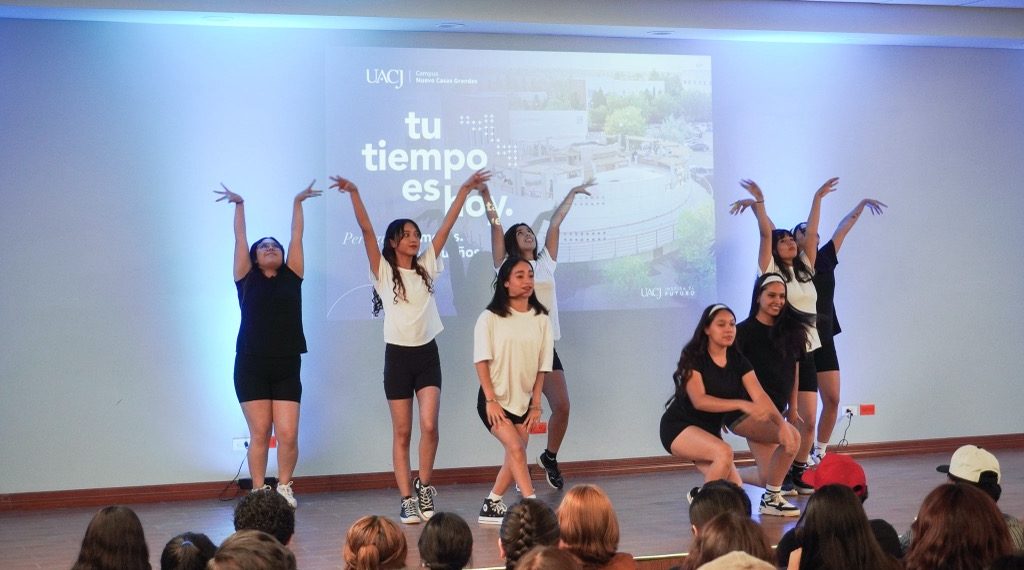 Grupos representativos presentan su feria promocional