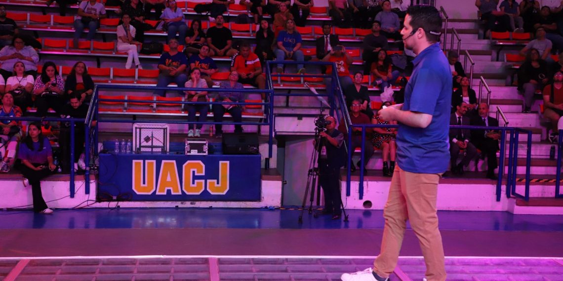 Estrategias con IA: estudiantes aprenden a sacar provecho de la tecnología en el aula