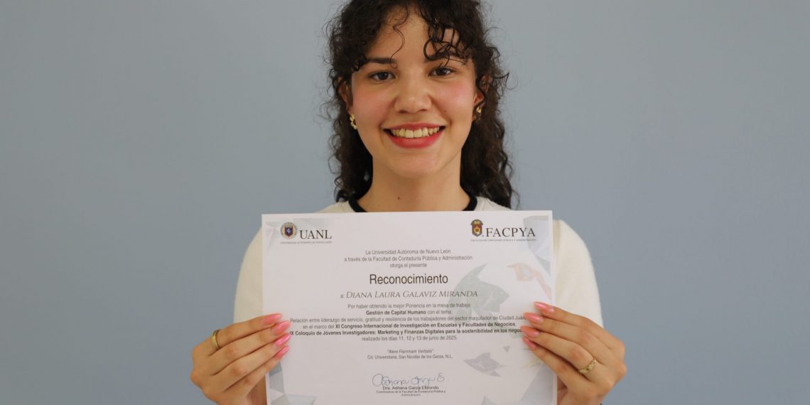 Alumna obtiene la mejor ponencia en el XI Congreso Internacional de Investigación de Escuelas y Facultades de Negocios