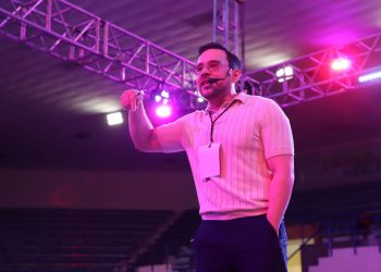 Press Start to Learn: un viaje al interior de la neurona